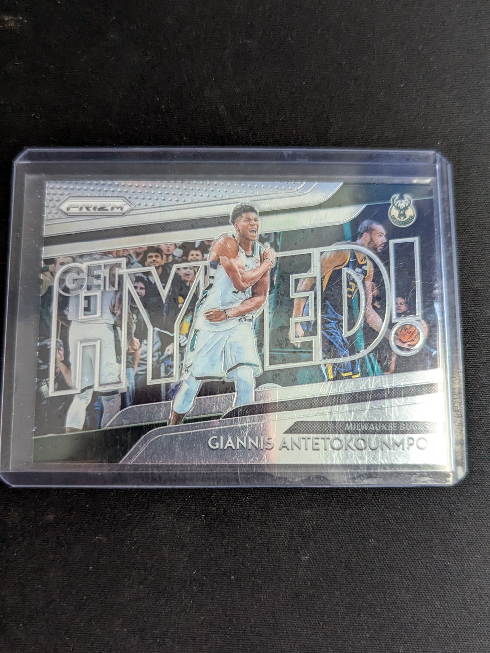 2018-19 Panini Prizm Giannis Antetokounmpo 'GET HYPED!' #8